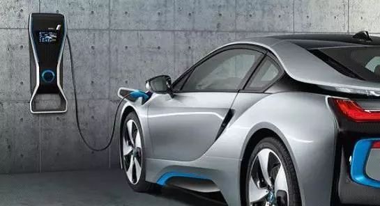 英国上议院对电动汽车转型展开调查